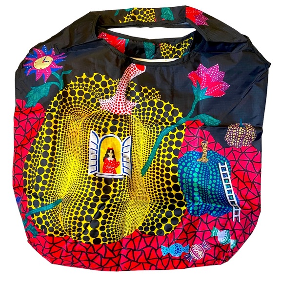 YAYOI KUSAMA LARGE COLORFUL SHOPPER BAG: GIRL LOOKING OUT OF PUMPKIN WINDOW - Picture 3 of 10